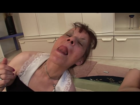 ❤️ Meji grandmothers ati ọkan grandfather ni a ẹlẹni-mẹta ❤ Ibalopo didara ni% yo.onlydesiporn.ru ﹏