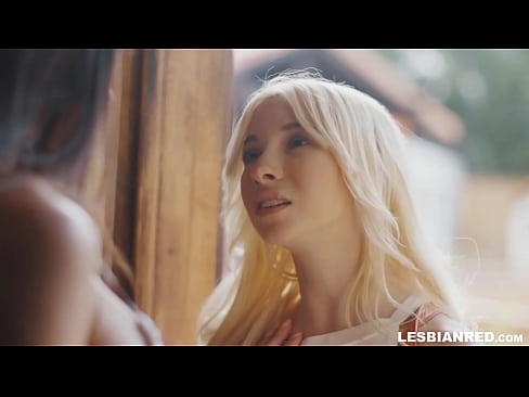 ❤️ Ọmọbinrin wa si ile kan diẹ osu nigbamii ati ki o dopin soke njẹ rẹ stepmom ká obo ❤ Ibalopo didara ni% yo.onlydesiporn.ru ﹏